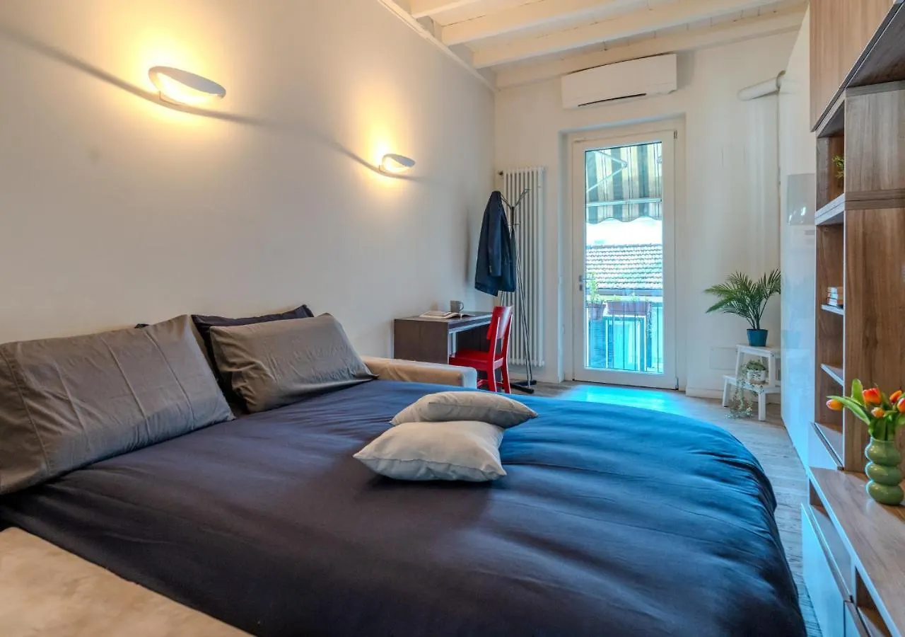 Duomo-Navigli - Suite Elegante In Centro Storico Milano Italia